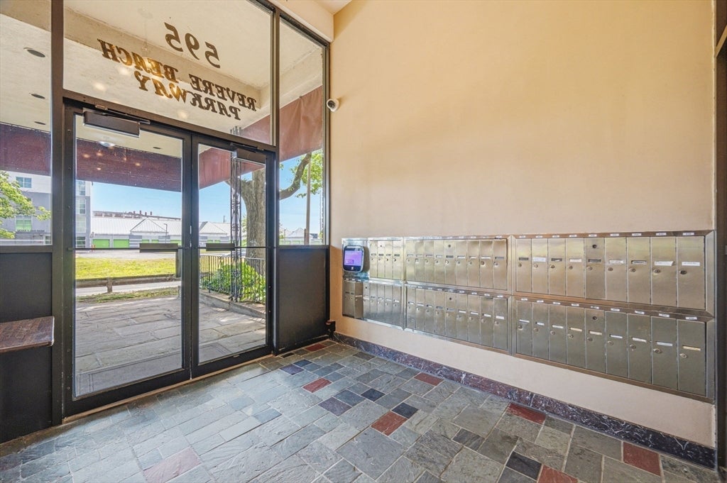595 Revere Beach Pkwy 40