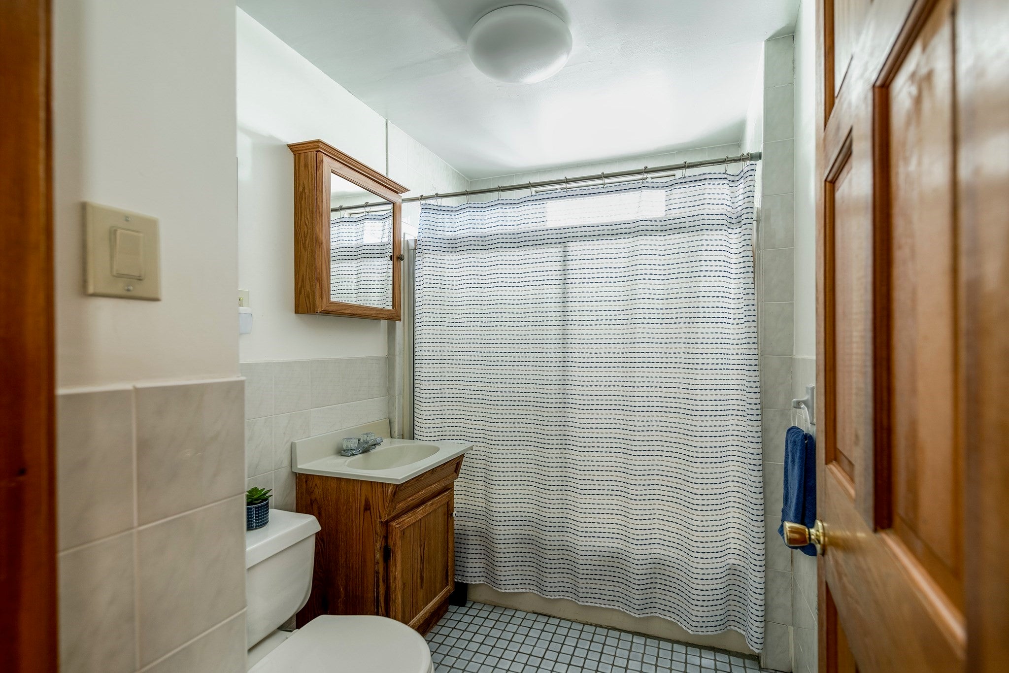 583 Essex St, Beverly, MA, 583 Essex St, Beverly, MA Photo #11