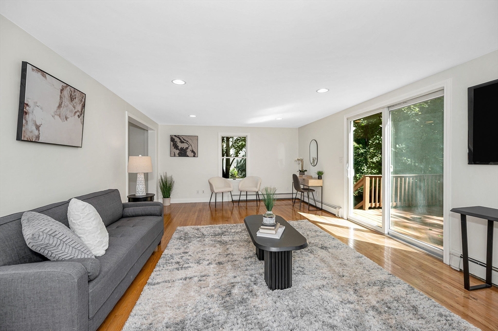 17 Swains Pond Ave