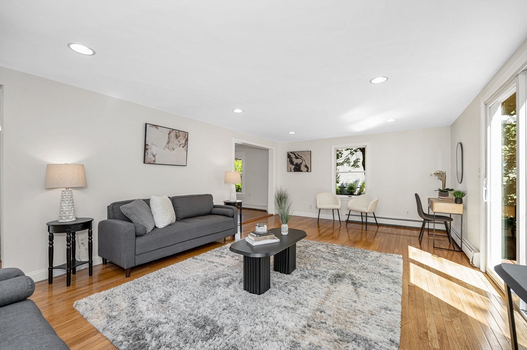 17 Swains Pond Ave