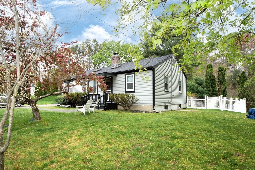 59 Geordan Ave