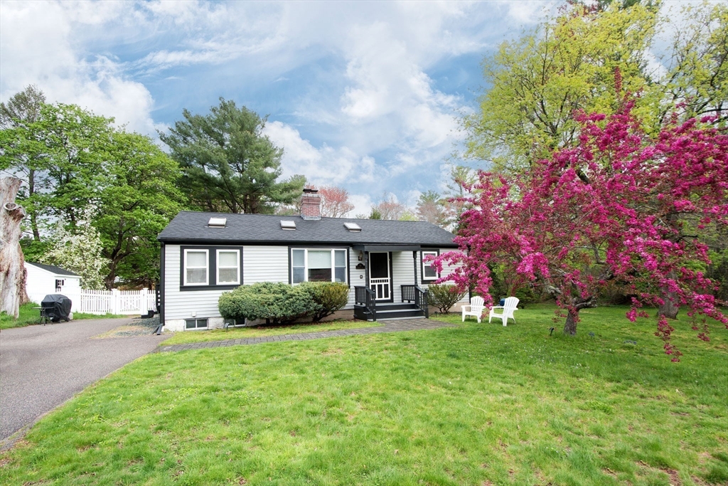 59 Geordan Ave