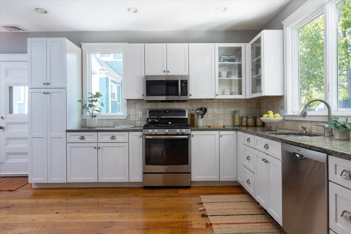 116 Fuller St, Brookline, MA, 116 Fuller St, Brookline, MA Photo #14