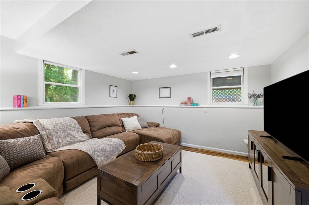 668 Summer St, Rockland, MA, 668 Summer St, Rockland, MA Photo #23