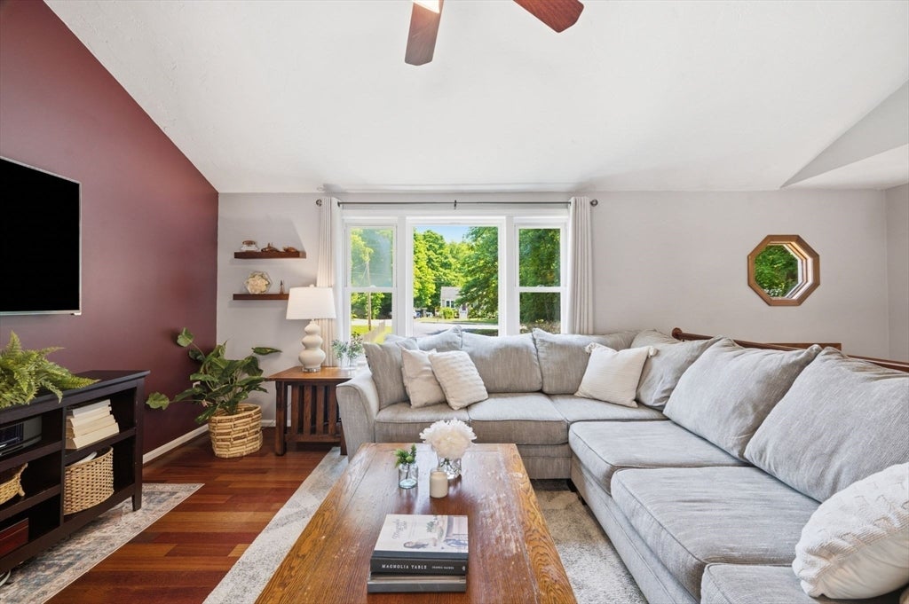 668 Summer St, Rockland, MA, 668 Summer St, Rockland, MA Photo #4
