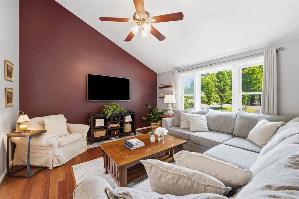 668 Summer St, Rockland, MA, 668 Summer St, Rockland, MA Photo #3
