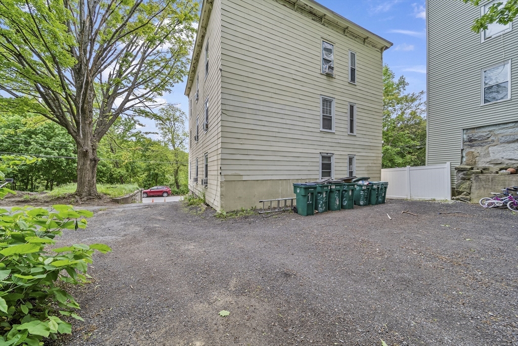 276 Fairmount St