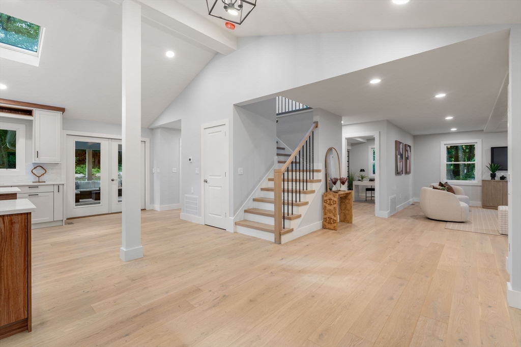 184 Bedford Rd