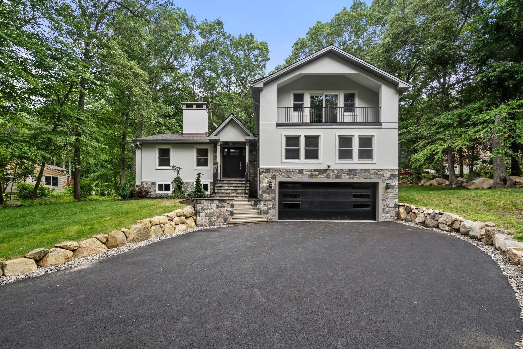 184 Bedford Rd
