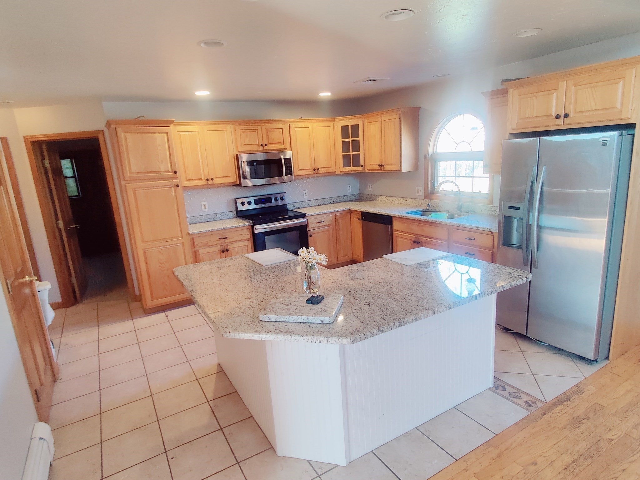 3 Hunter St, Acushnet, MA Photo #14