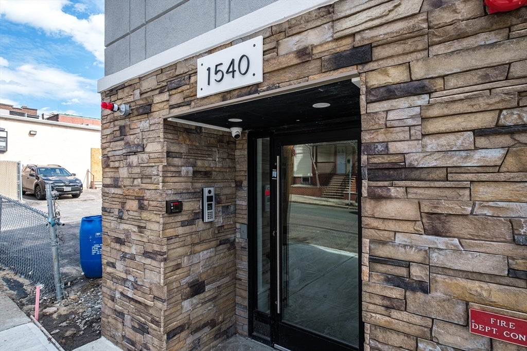 1540 N Shore Road #305, Revere, MA Photo #1