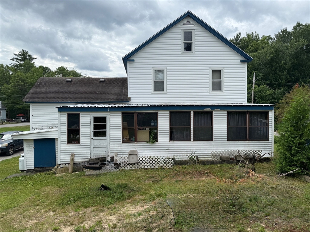 27 Warwick Ave