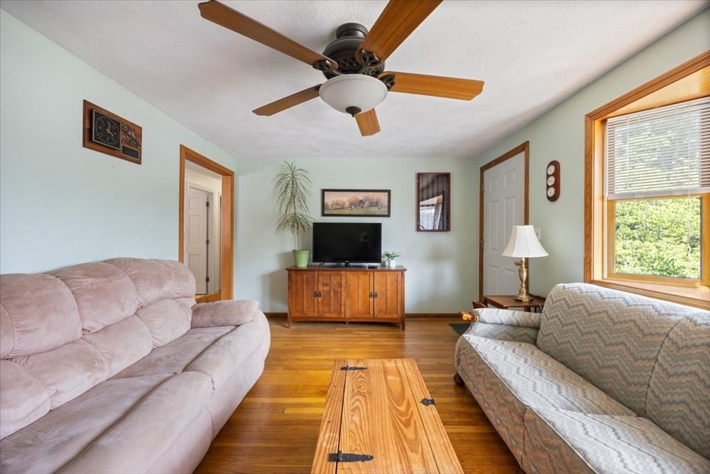 59 Pratt St, Tewksbury, MA, 59 Pratt St, Tewksbury, MA Photo #11