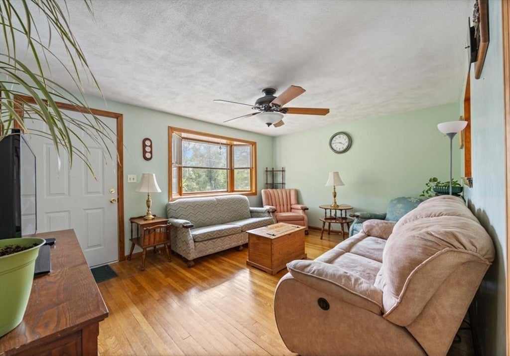 59 Pratt St, Tewksbury, MA, 59 Pratt St, Tewksbury, MA Photo #8