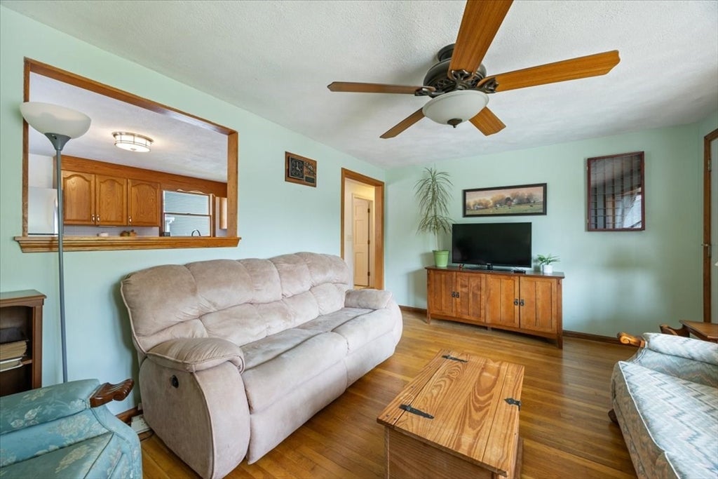 59 Pratt St, Tewksbury, MA, 59 Pratt St, Tewksbury, MA Photo #9