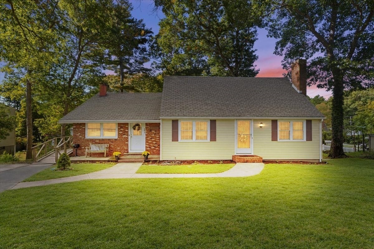 286 Pembroke St, Kingston, MA, 286 Pembroke St, Kingston, MA Photo #4