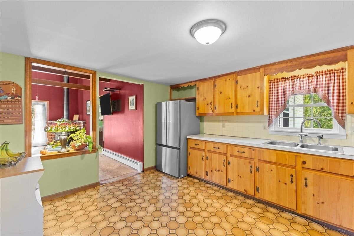 286 Pembroke St, Kingston, MA, 286 Pembroke St, Kingston, MA Photo #12