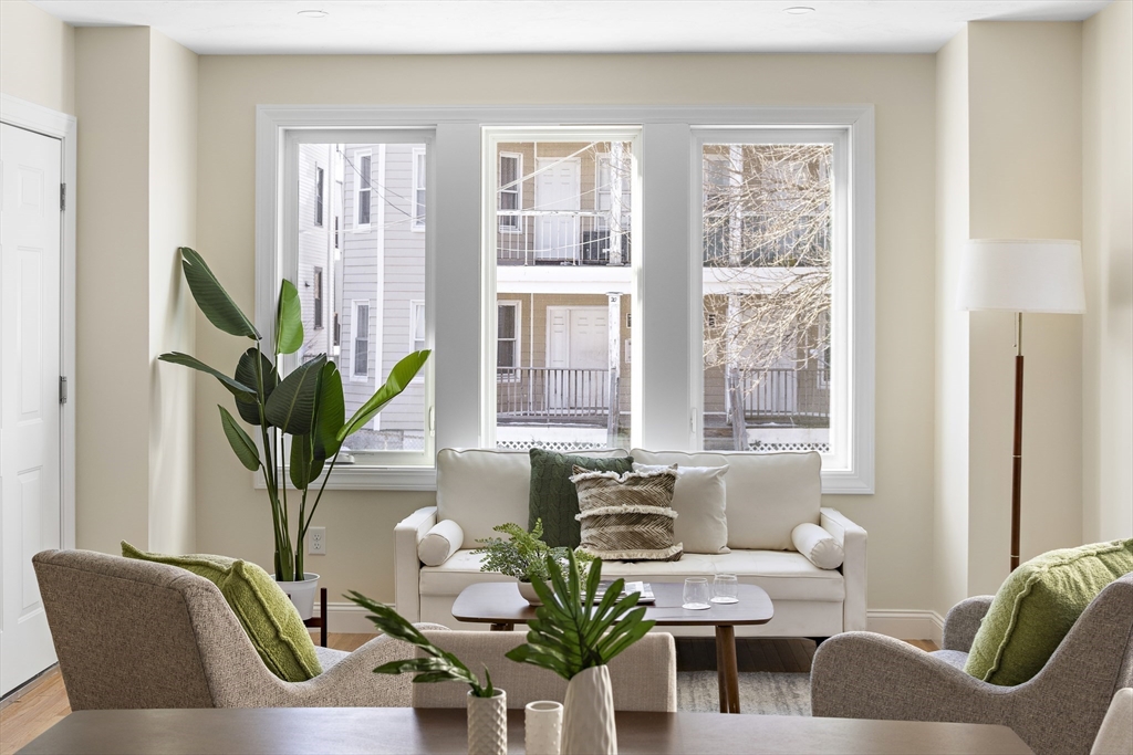 Revere, Massachusetts 02151, United States, 4 Bedrooms Bedrooms, ,3 BathroomsBathrooms,Residential,Active,78292