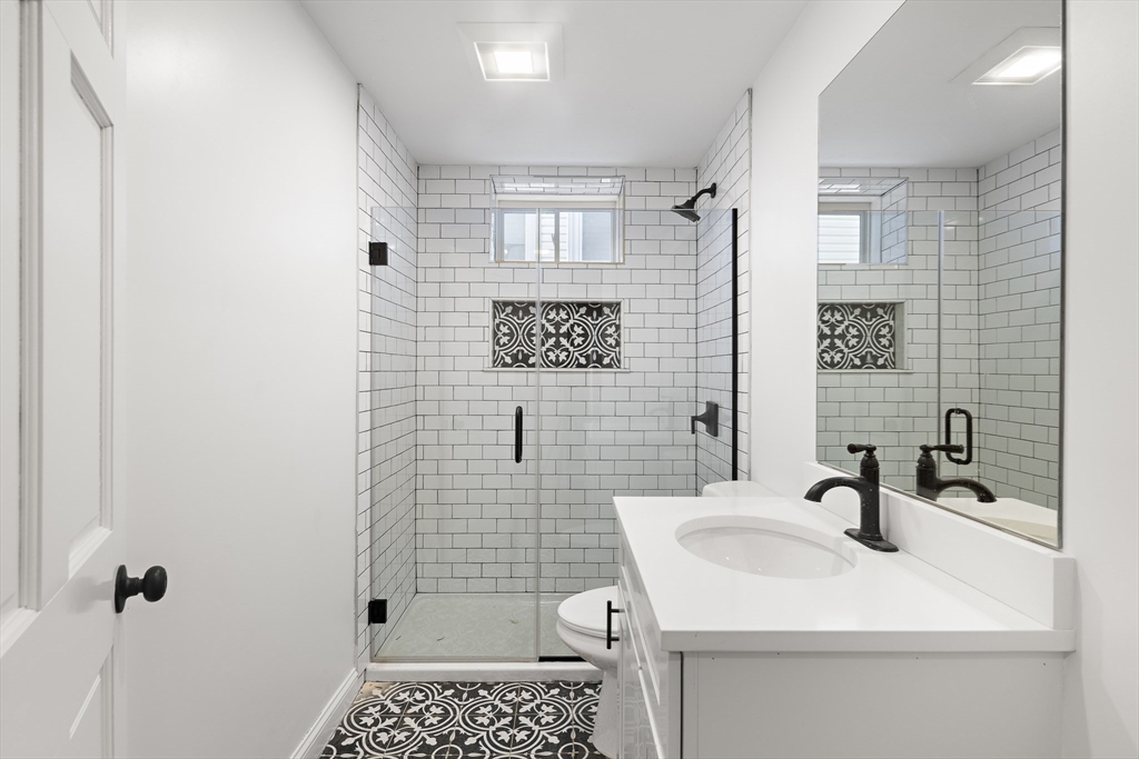 Revere, Massachusetts 02151, United States, 4 Bedrooms Bedrooms, ,3 BathroomsBathrooms,Residential,Active,78292