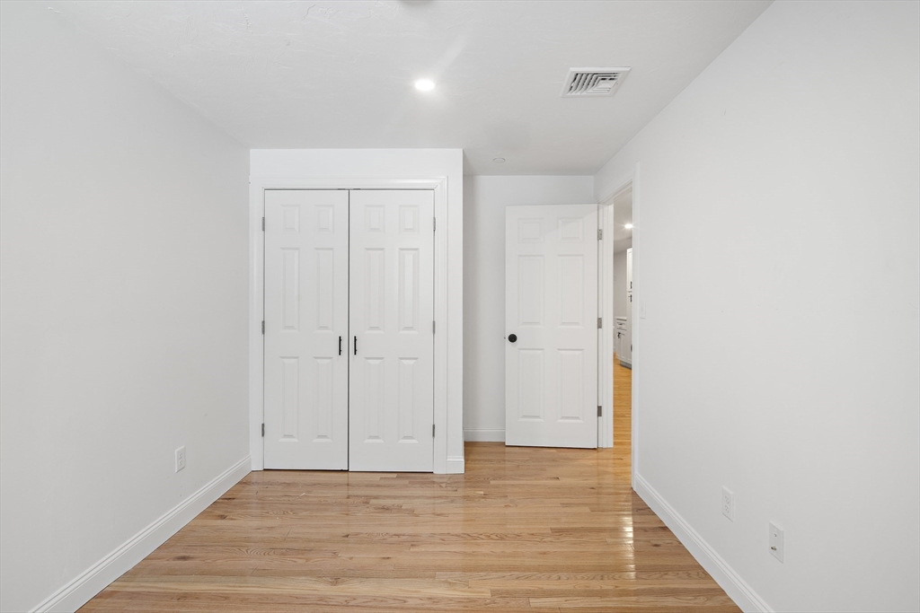 Revere, Massachusetts 02151, United States, 4 Bedrooms Bedrooms, ,3 BathroomsBathrooms,Residential,Active,78292