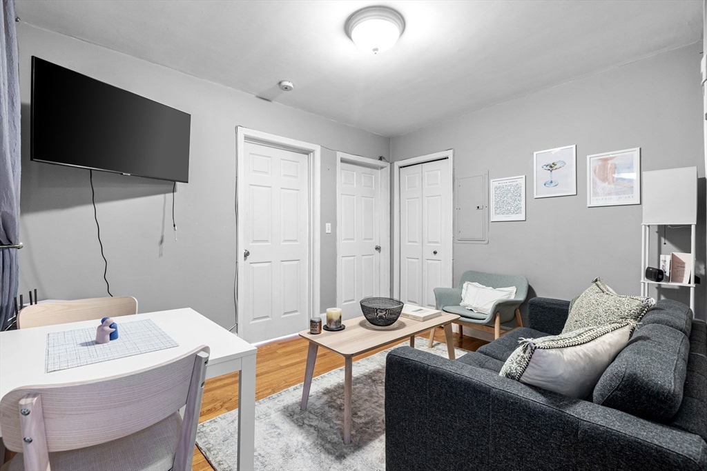 115 Salem St 2