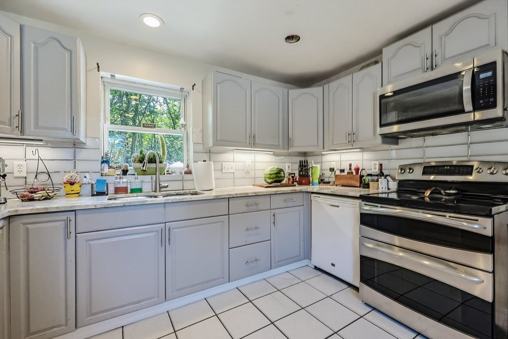 485 Mendon Rd, Attleboro, MA, 485 Mendon Rd, Attleboro, MA Photo #13