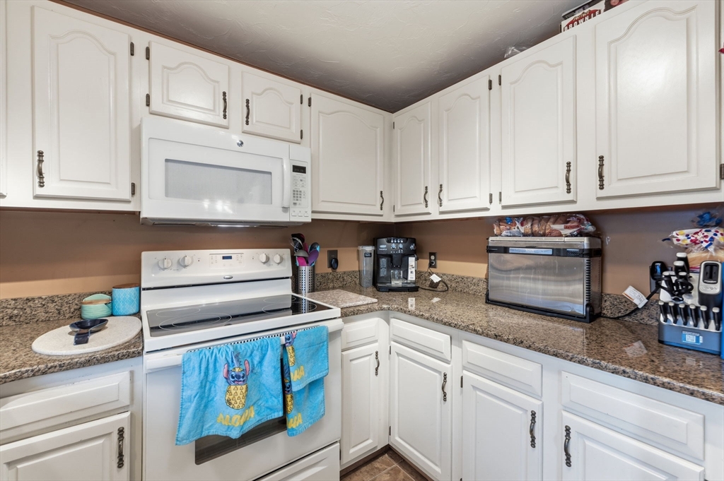 37 Grammont Road, Worcester, MA, 37 Grammont Road, Worcester, MA Photo #13