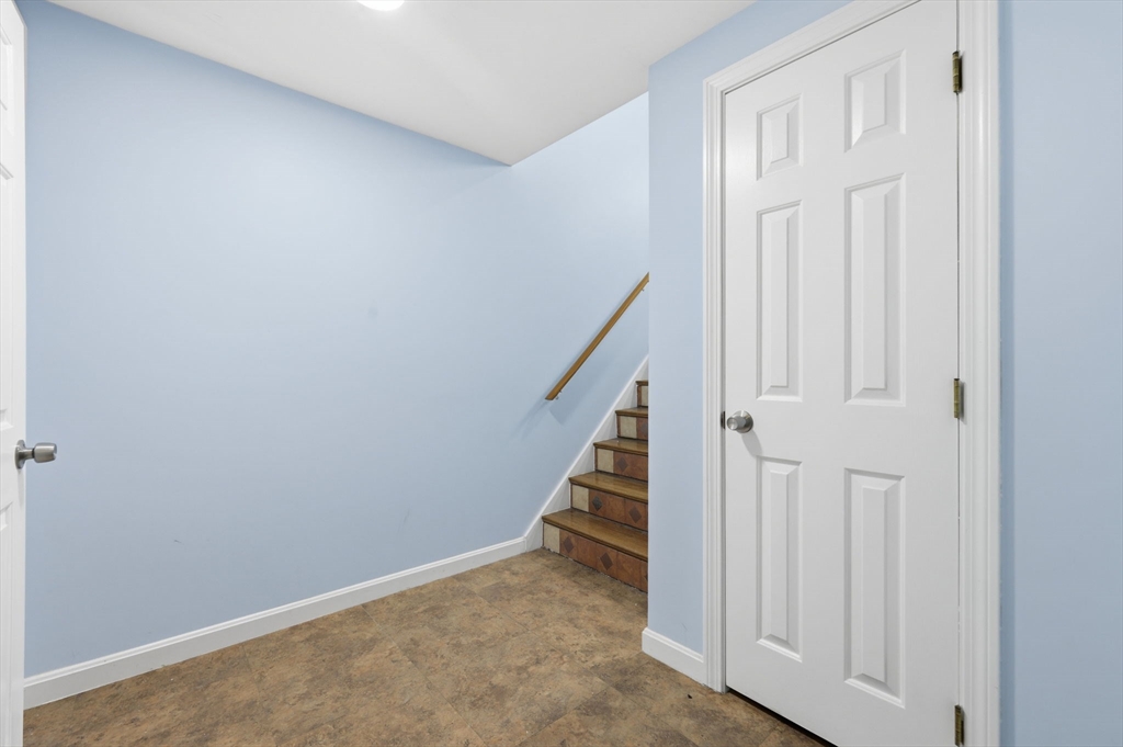 37 Grammont Road, Worcester, MA, 37 Grammont Road, Worcester, MA Photo #28