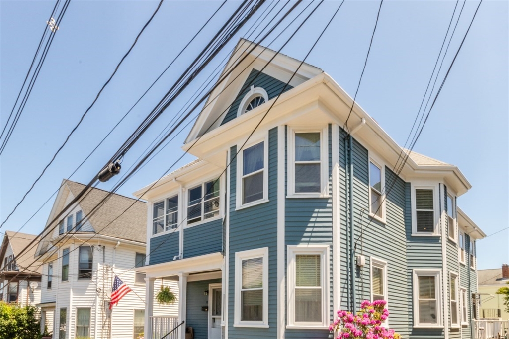 18-20 Dighton Street