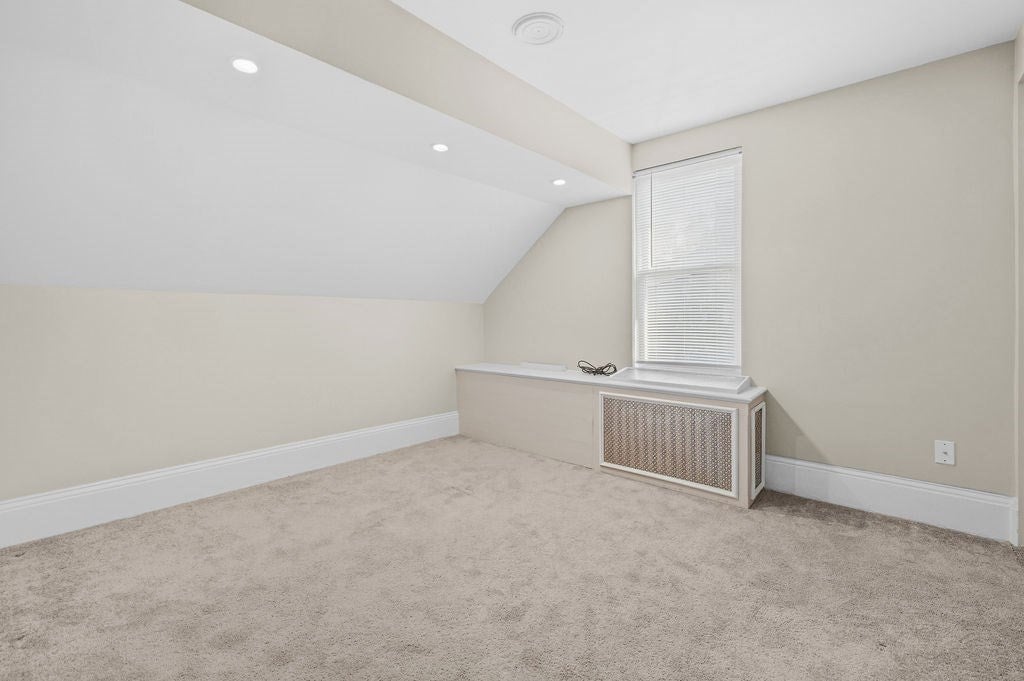950 Glen St, New Bedford, MA, 950 Glen St, New Bedford, MA Photo #29