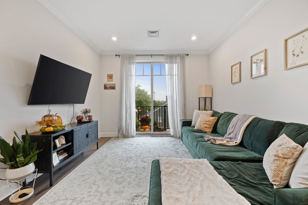 69 Foundry St 310