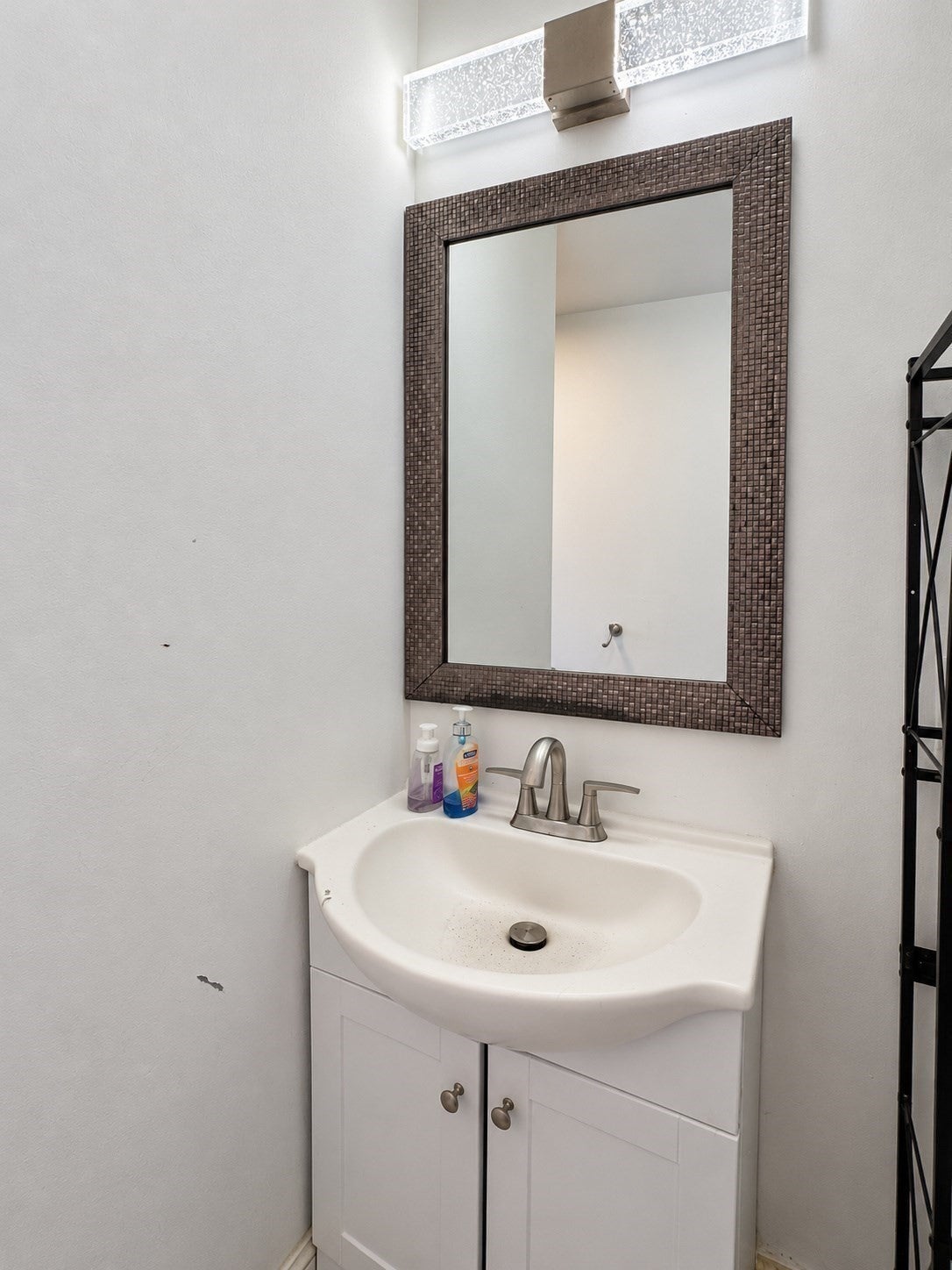 18 Clark Street #2, Framingham, MA, 18 Clark Street #2, Framingham, MA Photo #7