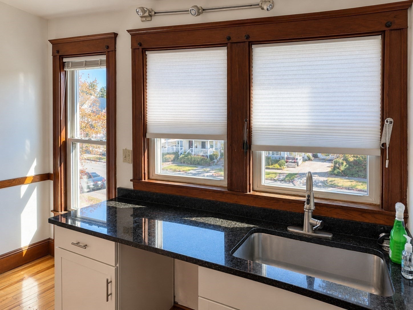 18 Clark Street 2
