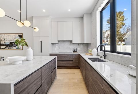 14 Pennsylvania Ave 1 Newton MA 02461