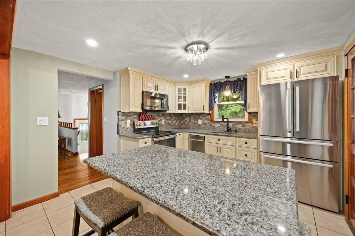 45 Decker St, Milton, MA, 45 Decker St, Milton, MA Photo #7