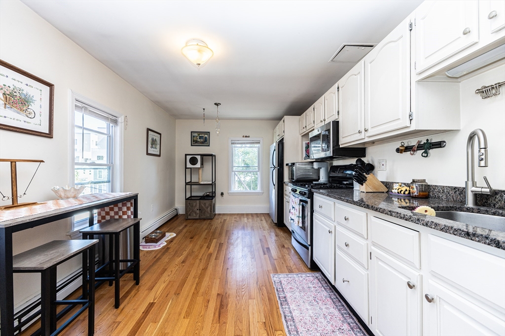 13 Vinton St 3
