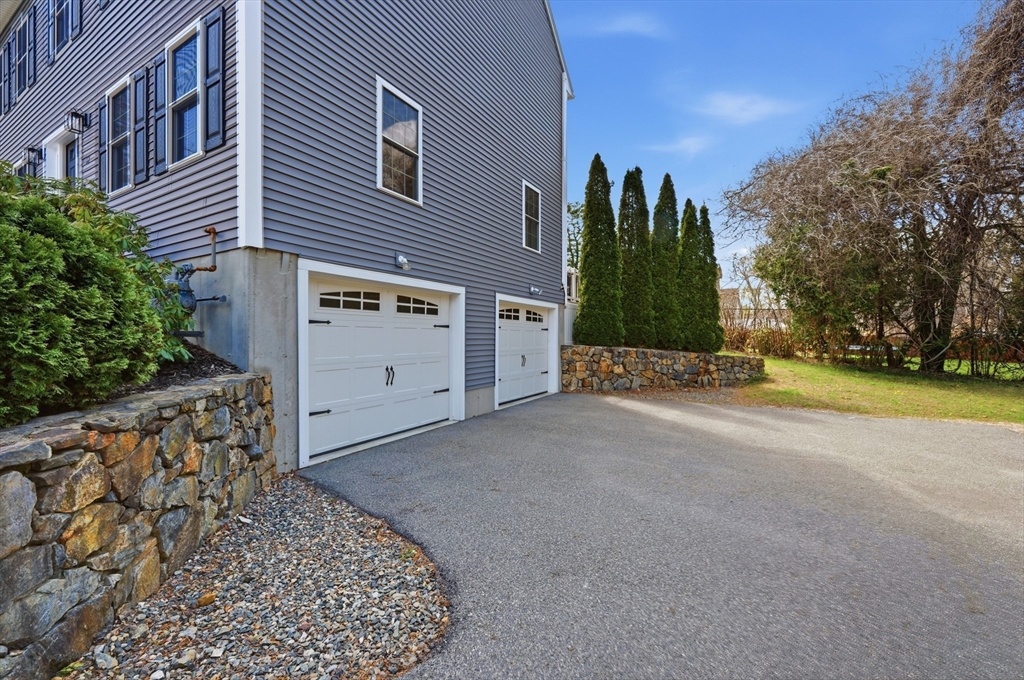 12 Bell Rd