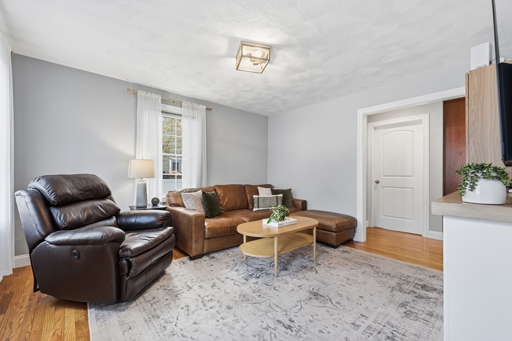12 Bell Rd