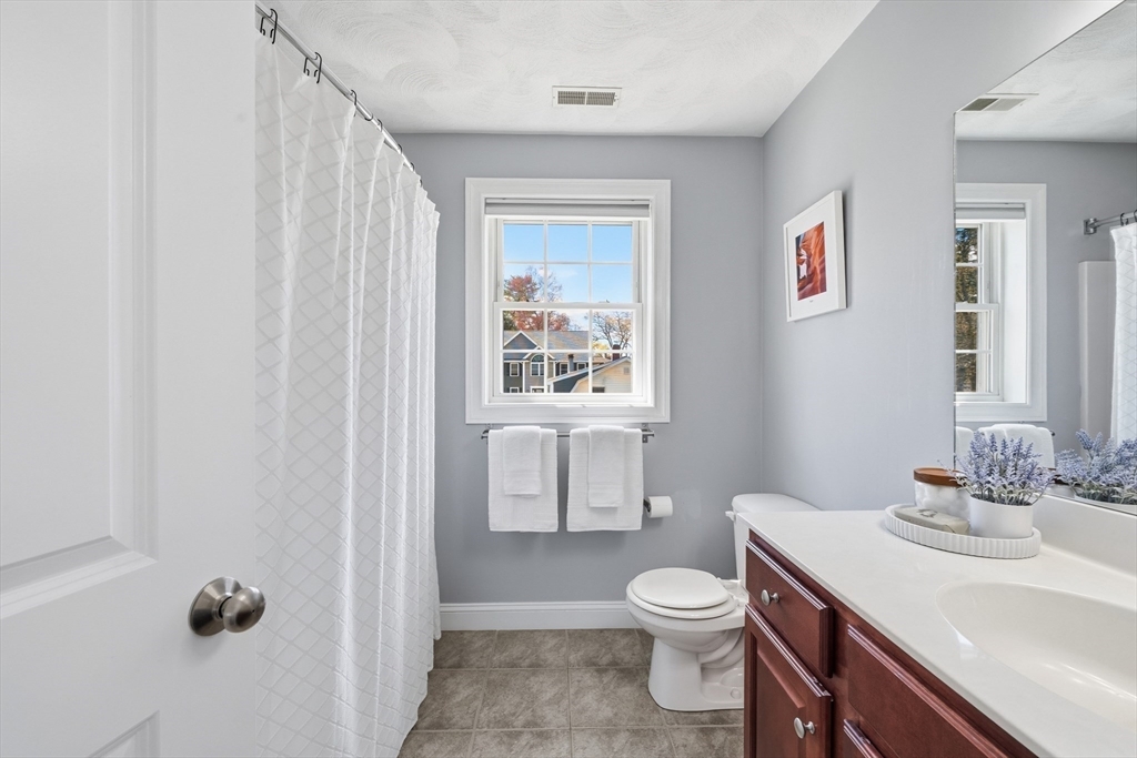 12 Bell Rd, Tewksbury, MA Photo #22
