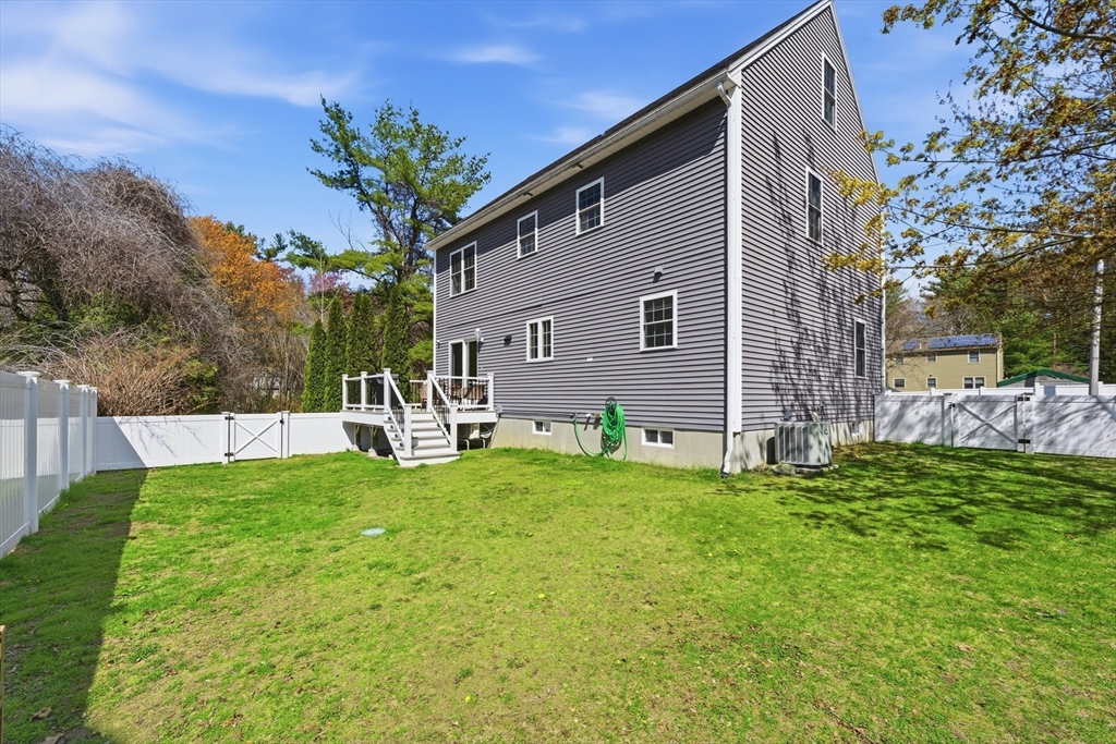 12 Bell Rd, Tewksbury, MA Photo #38