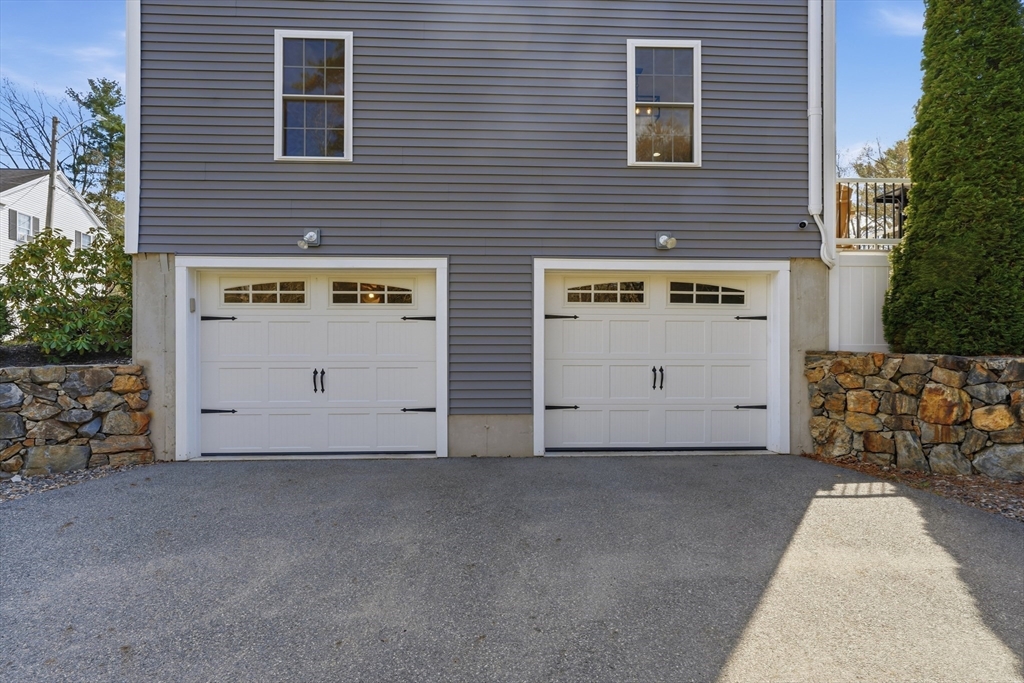12 Bell Rd, Tewksbury, MA Photo #40