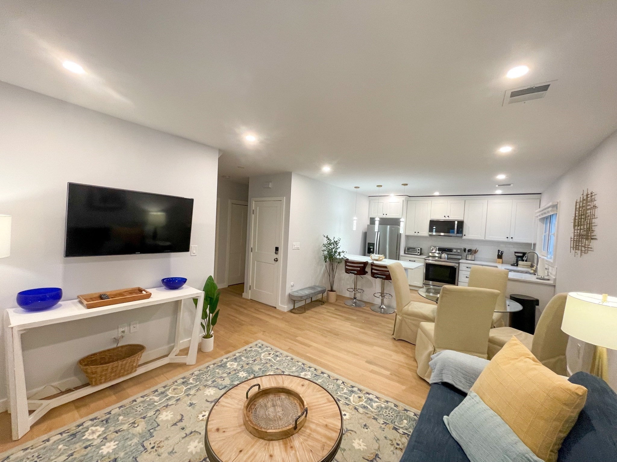 75-2 Thorndike St Furnished