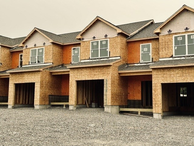 21 Elise Avenue 86