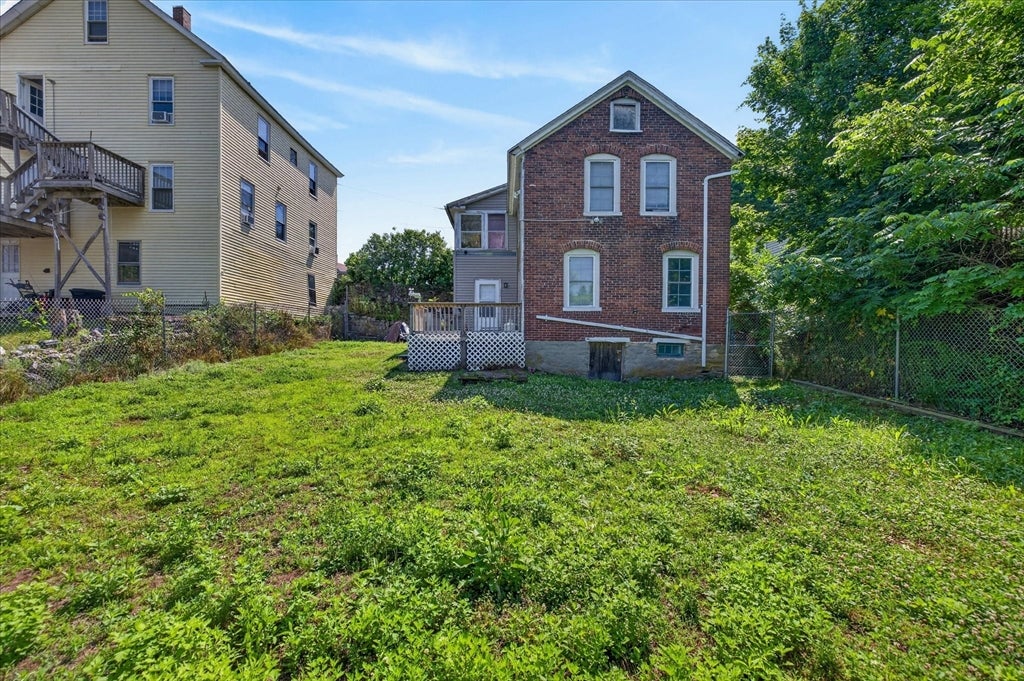 12 River Ct
