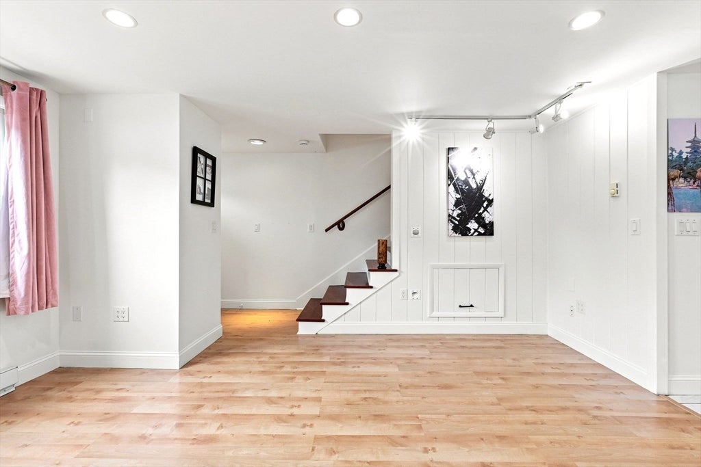 10 Freeman St #2, North Attleboro, MA, 10 Freeman St #2, North Attleboro, MA Photo #11
