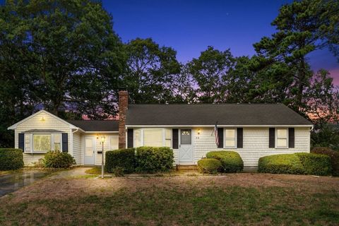 48 Jerusha Ln Yarmouth MA 02673