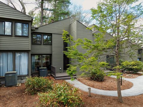 172 Split Rock 172 Acton MA 01718