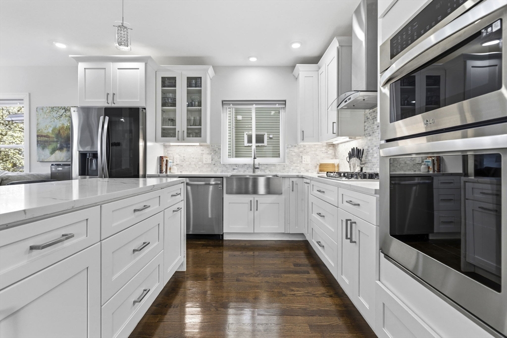 16 Willard Ave 1