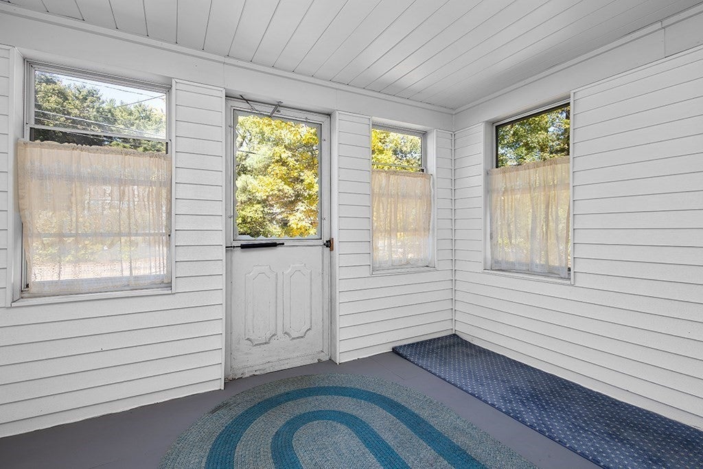 664 East Street, Wrentham, MA Photo #33