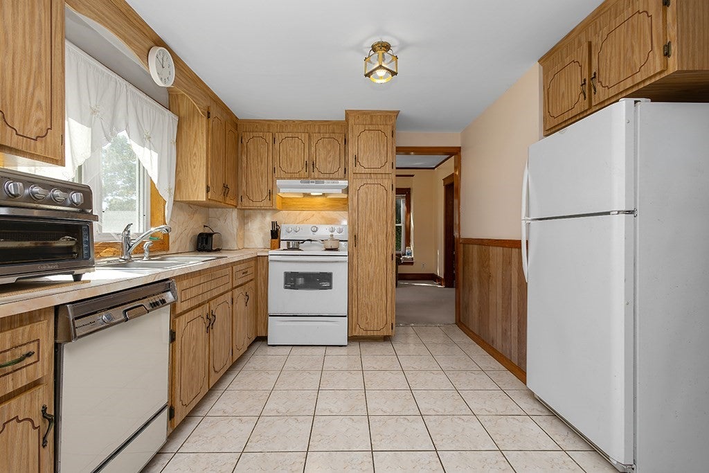 664 East Street, Wrentham, MA Photo #22